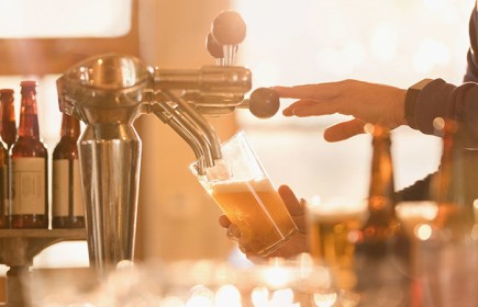 كيف تعزز الطرد المركزي للبيرة جودة البيرة والعائد
